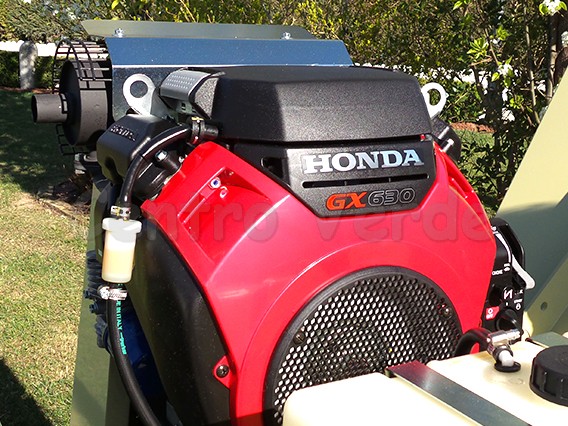 Biotrituratore Negri R240 su 4 Ruote con Motore Honda GX630 Avviamento Elettrico